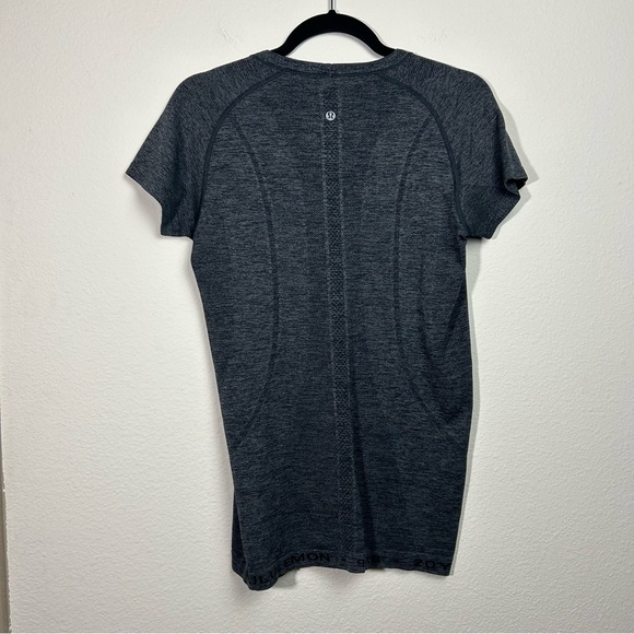 Lululemon Swiftly Tech Short Sleeve Crew *20Y Collection Black/Anchor Size 8 - Picture 5 of 7